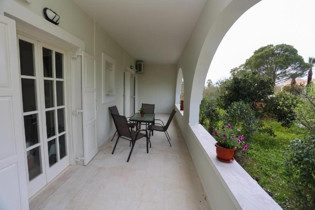 Kouros Apartments Litheres Luaran gambar